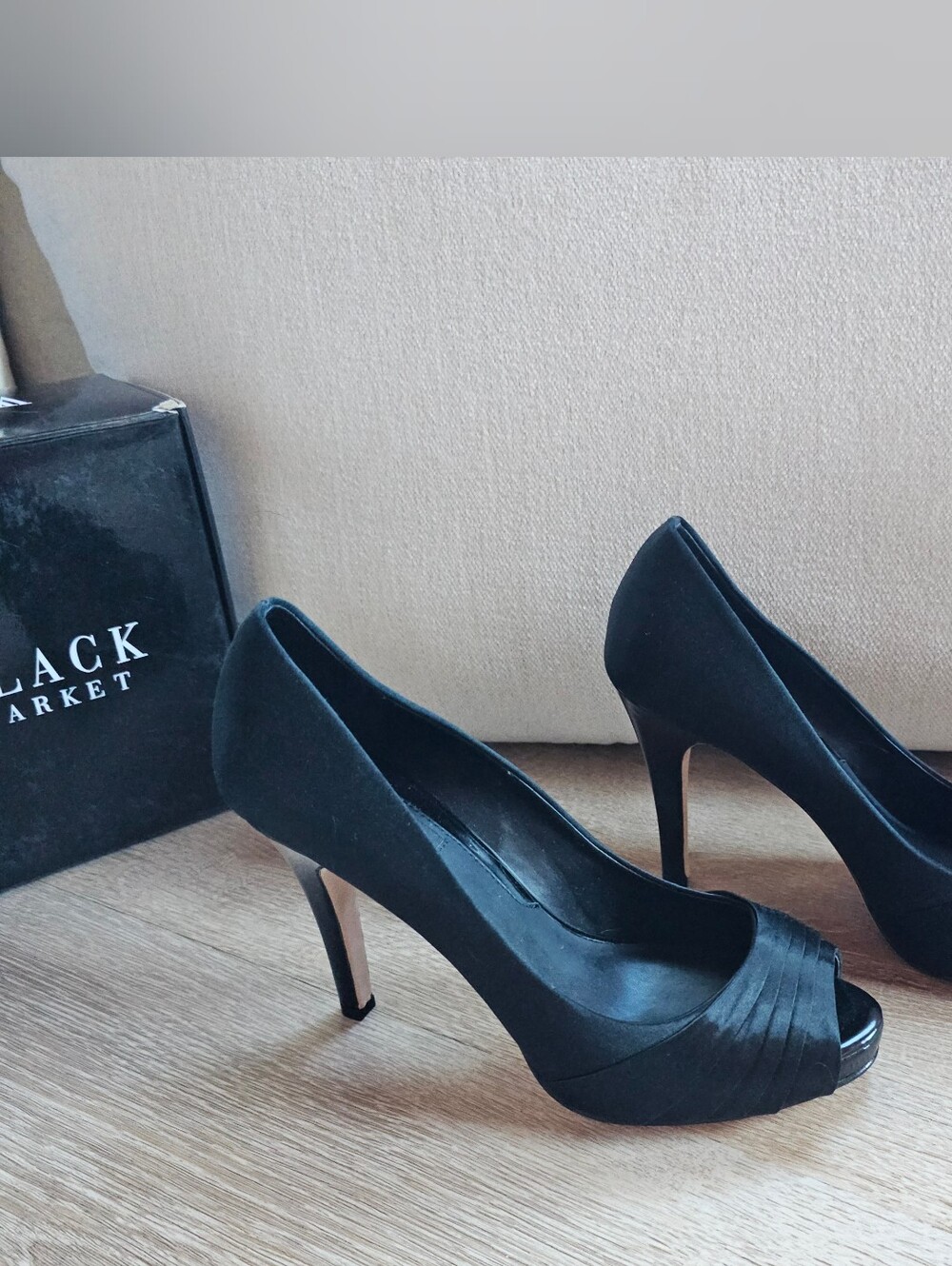 WHBM London Heel